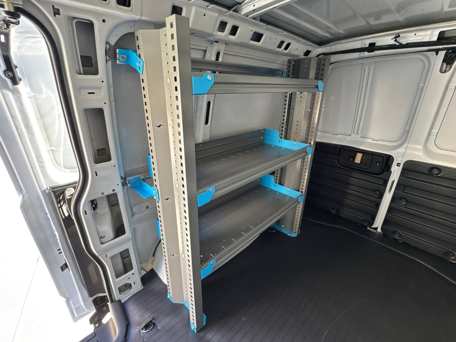 2025 GMC Savana Cargo 2500 Work Van