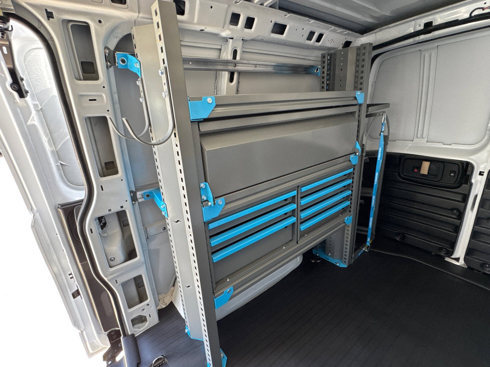 2025 GMC Savana Cargo 2500 Work Van