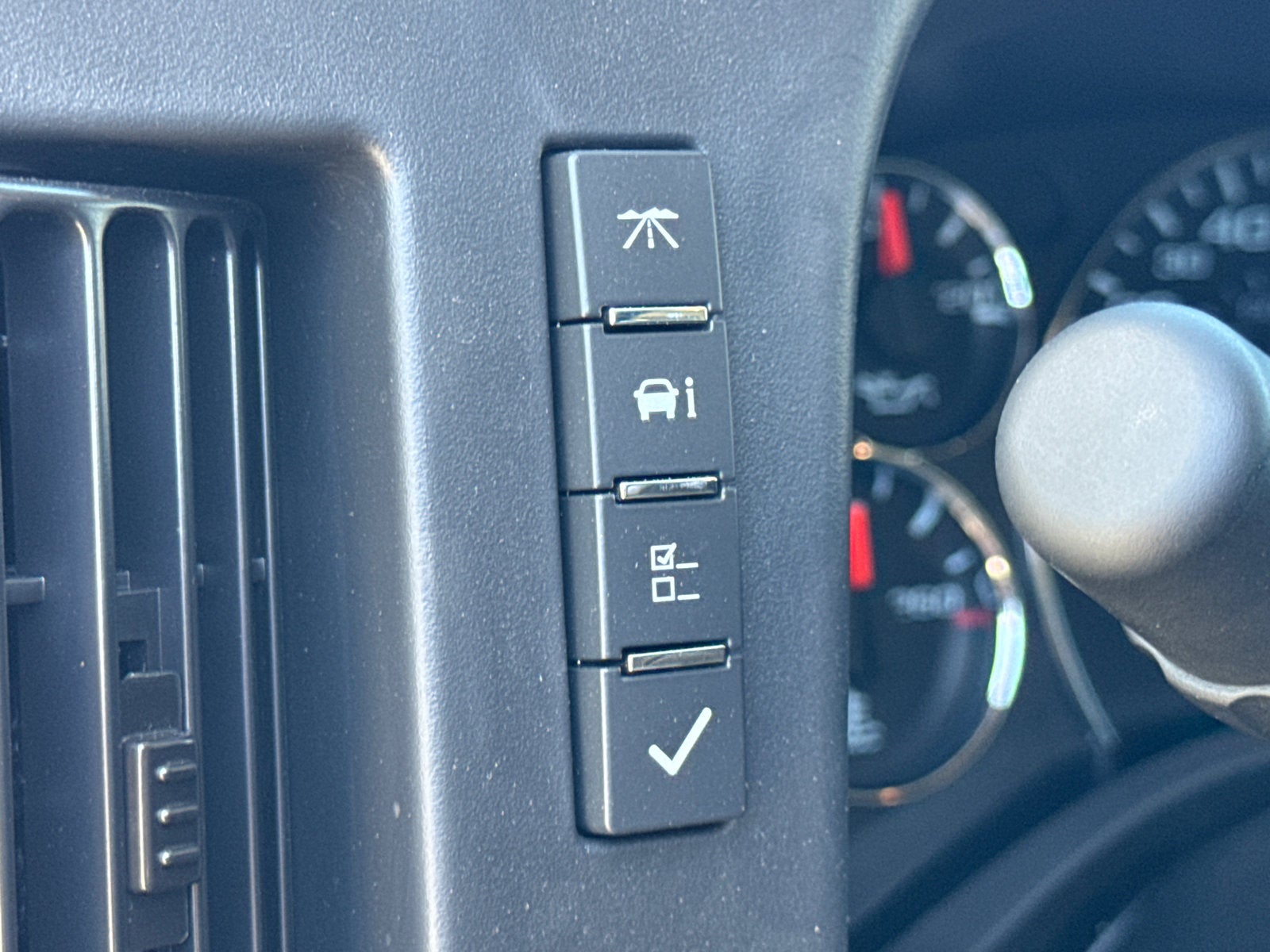 2025 GMC Savana Cargo 2500 Work Van