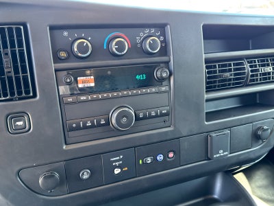 2025 GMC Savana Cargo 2500 Work Van