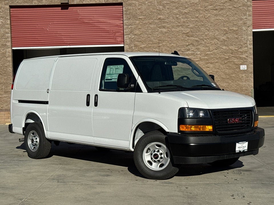 2025 GMC Savana Cargo 2500 Work Van