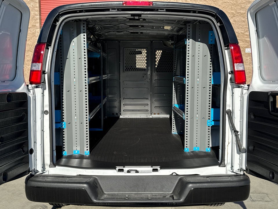 2025 GMC Savana Cargo 2500 Work Van