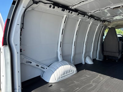 2025 GMC Savana Cargo 2500 Work Van