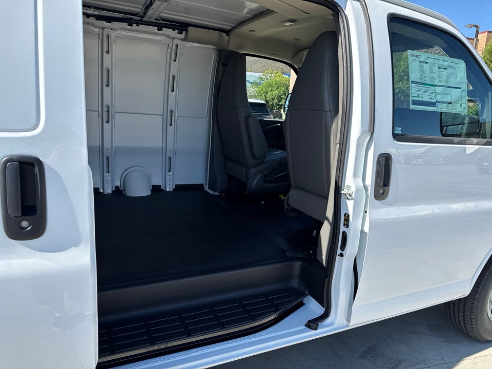 2025 GMC Savana Cargo 2500 Work Van