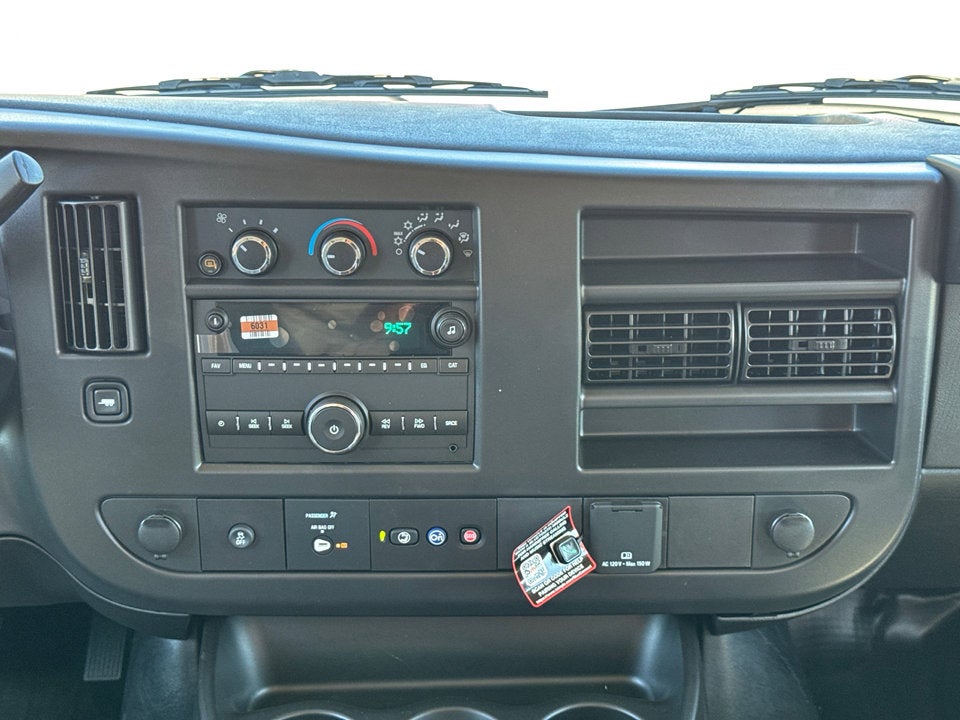 2025 GMC Savana Cargo 2500 Work Van