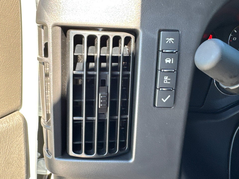 2025 GMC Savana Cargo 2500 Work Van