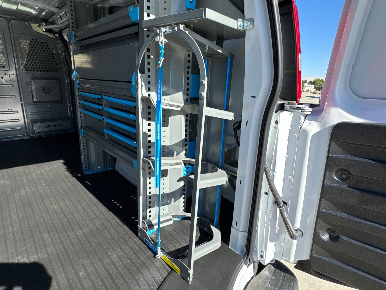 2025 GMC Savana Cargo 2500 Work Van