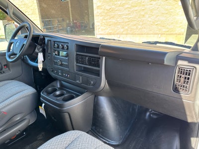 2025 GMC Savana Cargo 2500 Work Van
