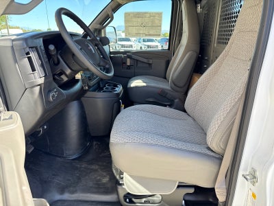 2025 GMC Savana Cargo 2500 Work Van