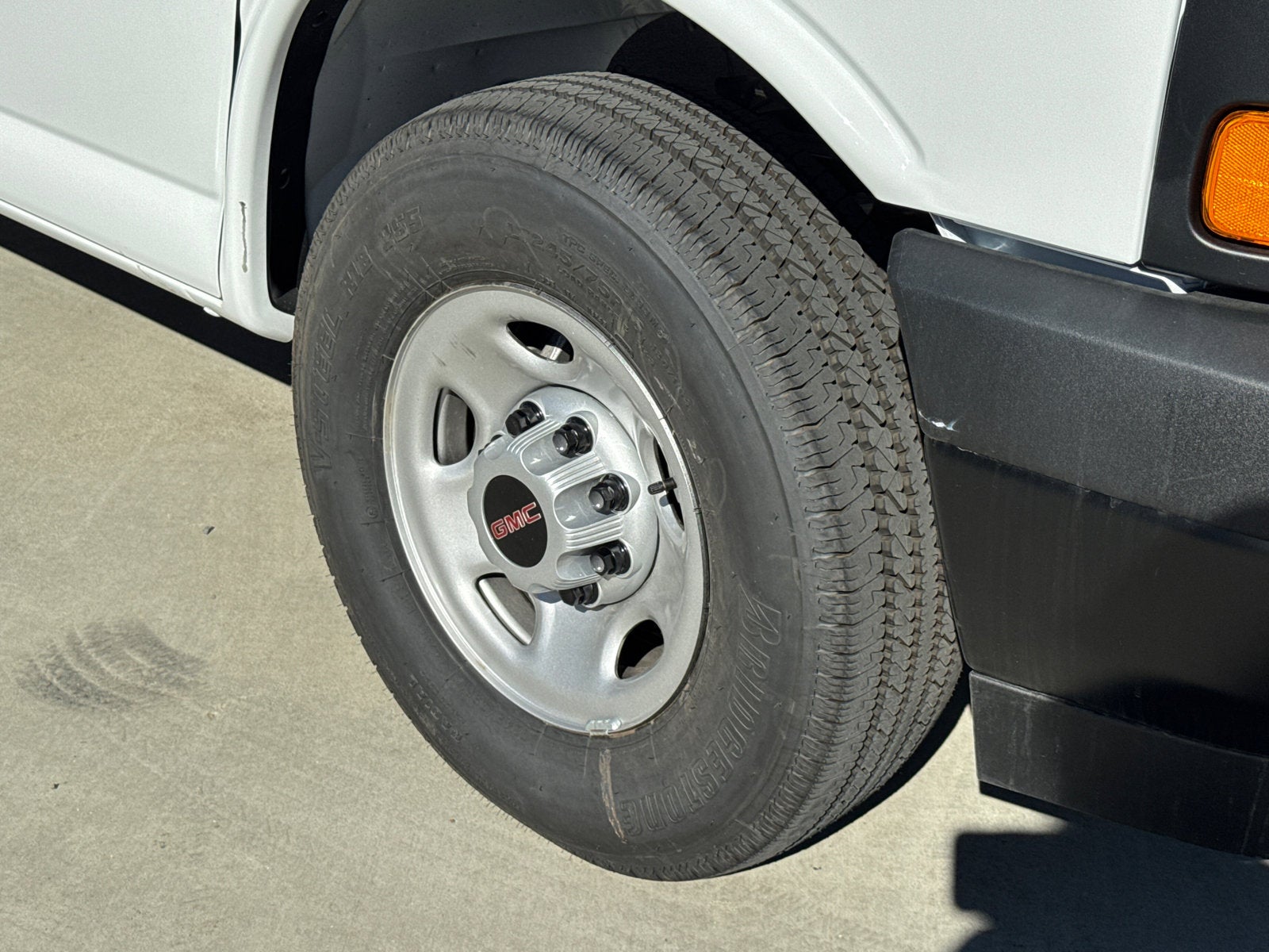 2025 GMC Savana Cargo 2500 Work Van