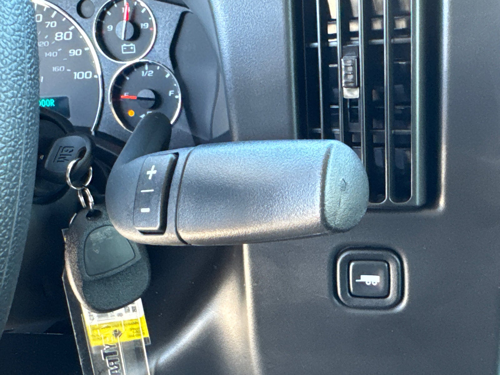 2025 GMC Savana Cargo 2500 Work Van