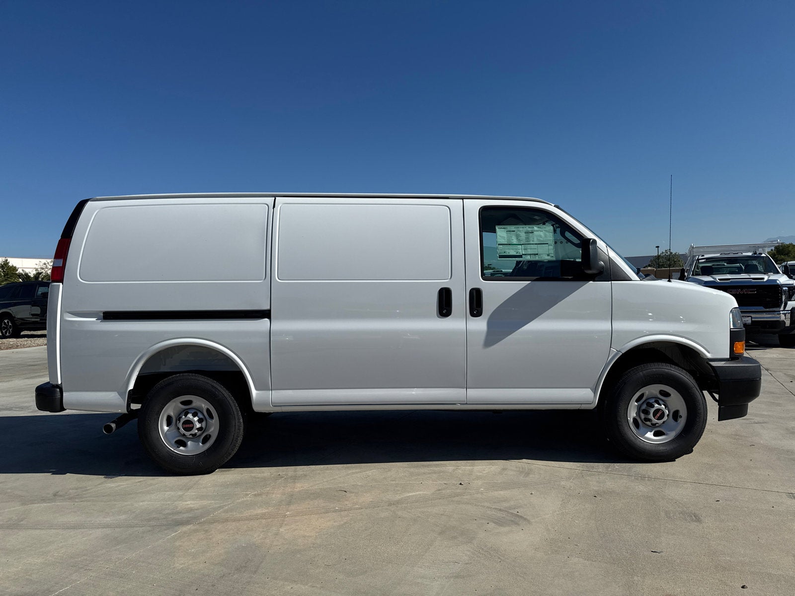 2025 GMC Savana Cargo 2500 Work Van