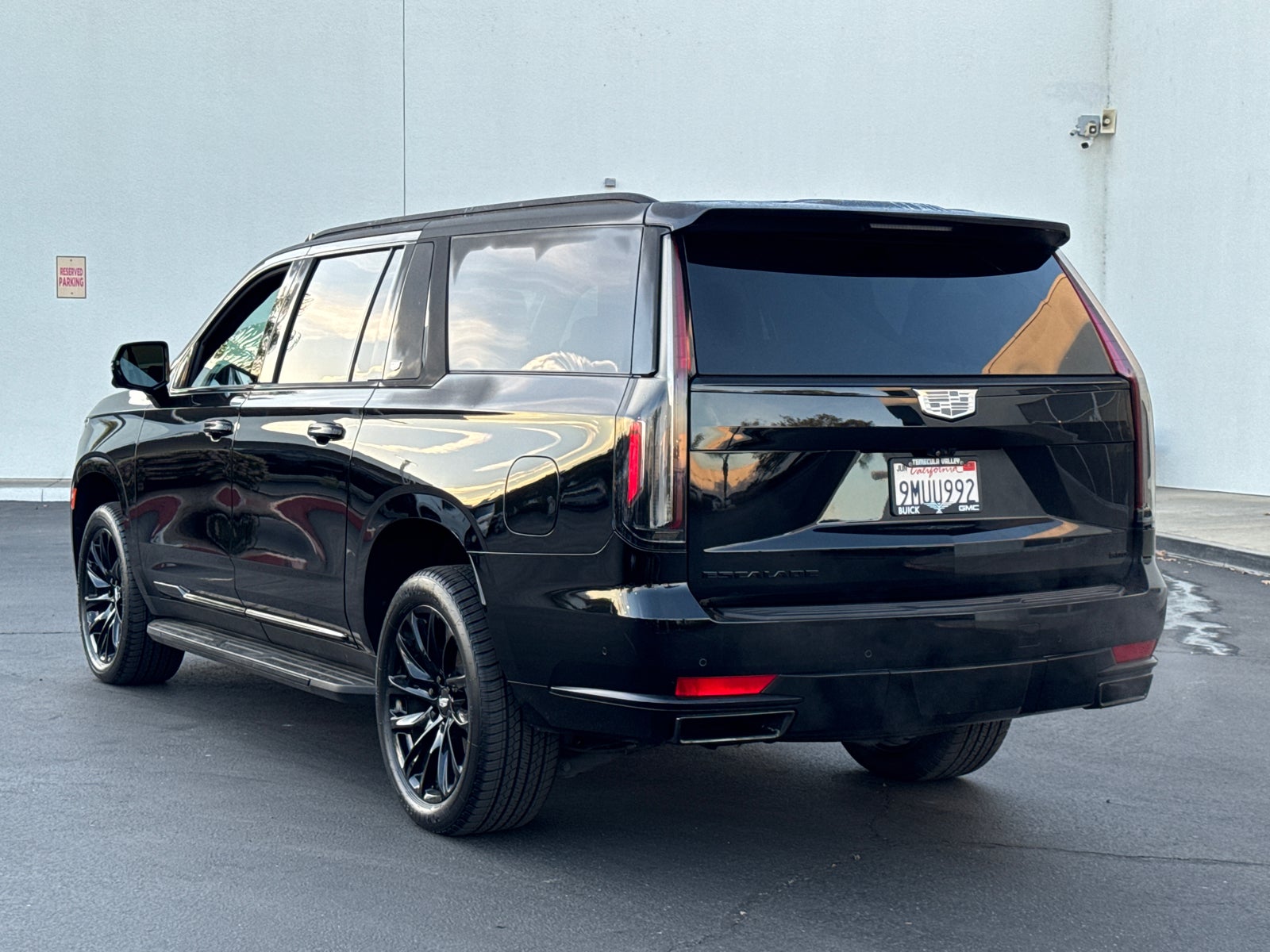 2024 Cadillac Escalade ESV Sport Platinum