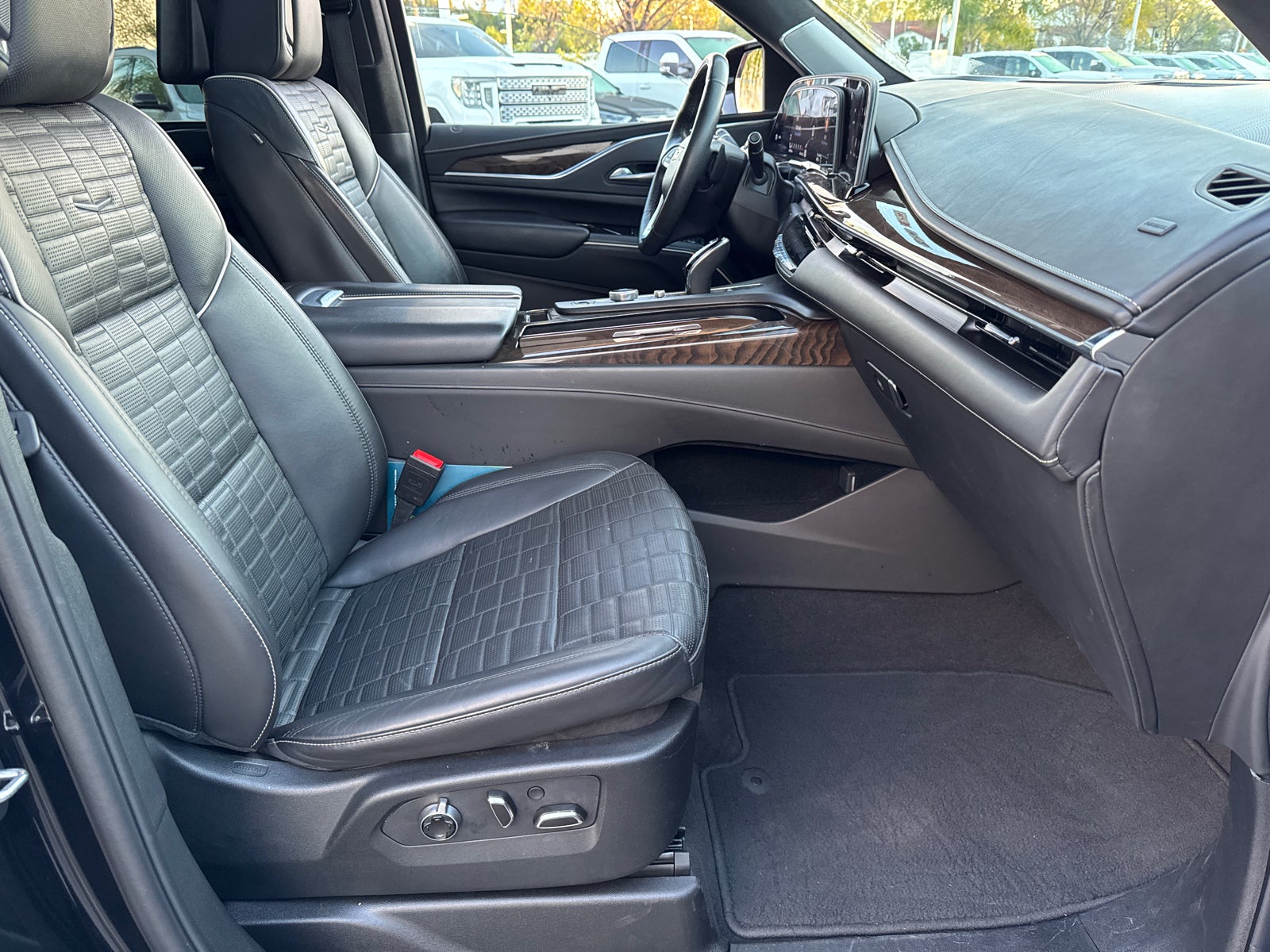 2024 Cadillac Escalade ESV Sport Platinum