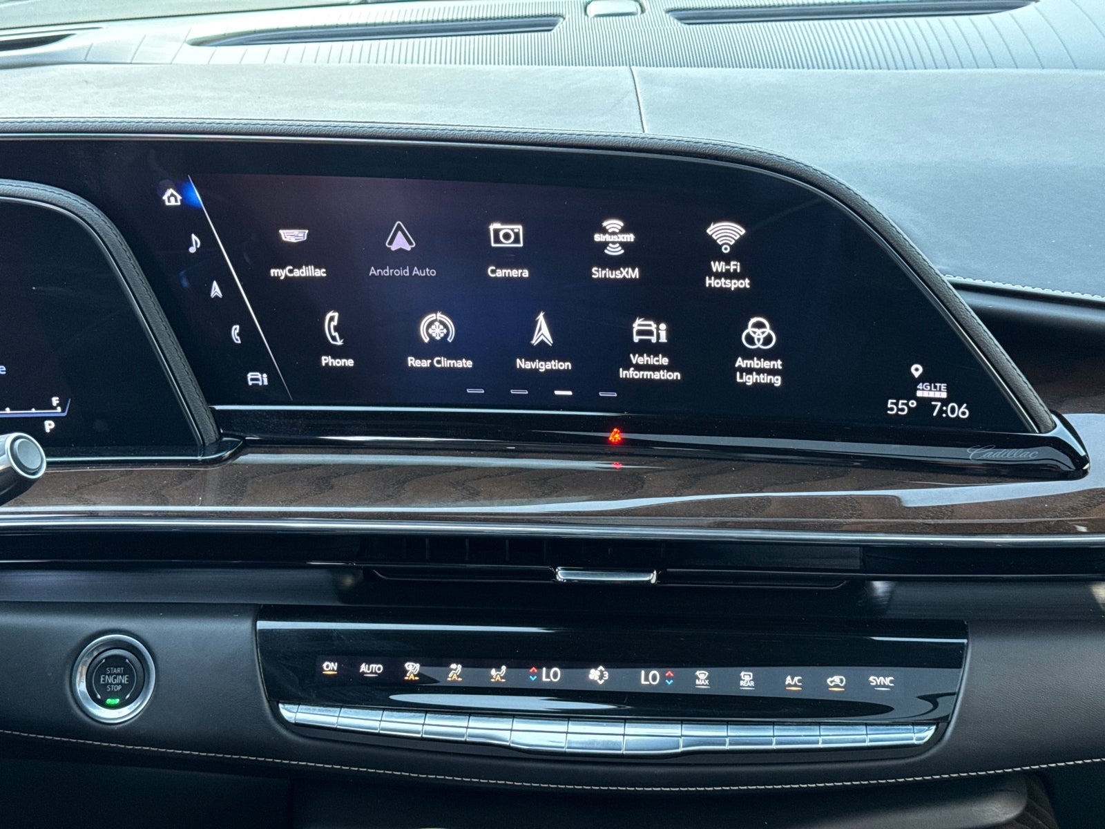 2024 Cadillac Escalade ESV Sport Platinum