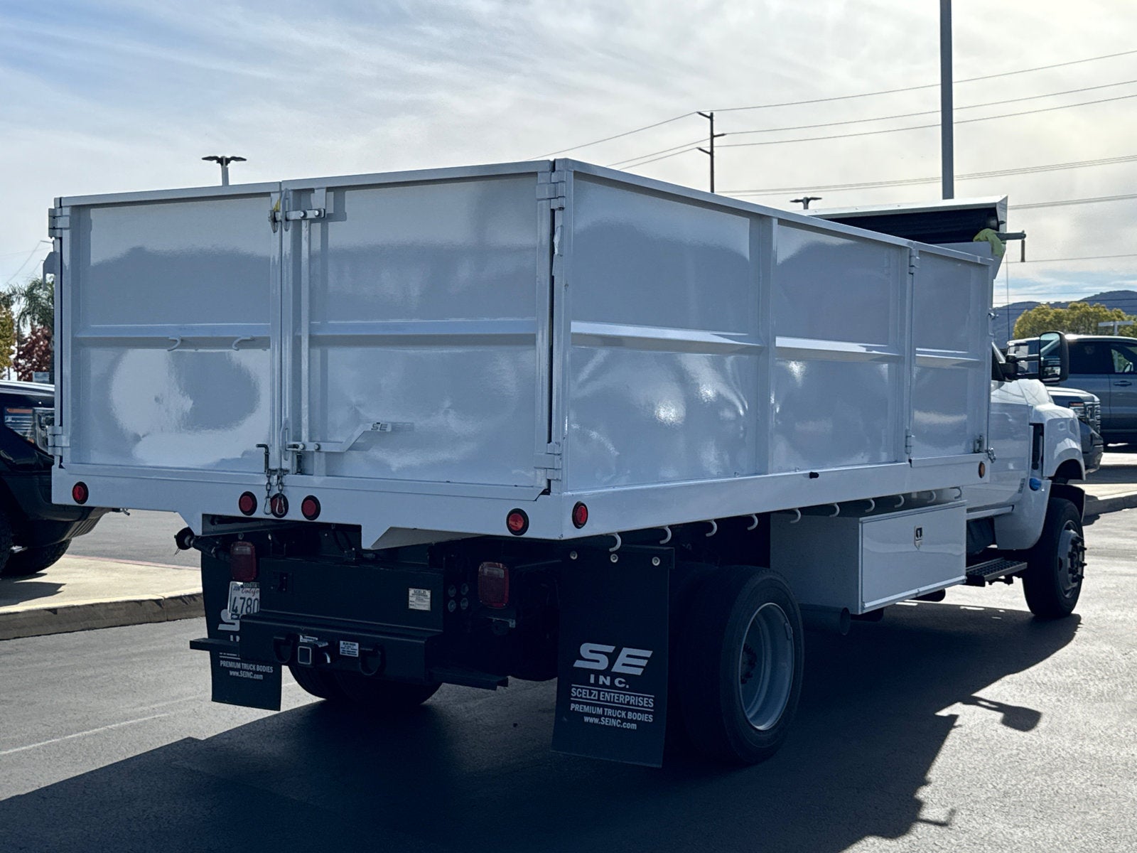 2023 Chevrolet Silverado 6500 HD Work Truck
