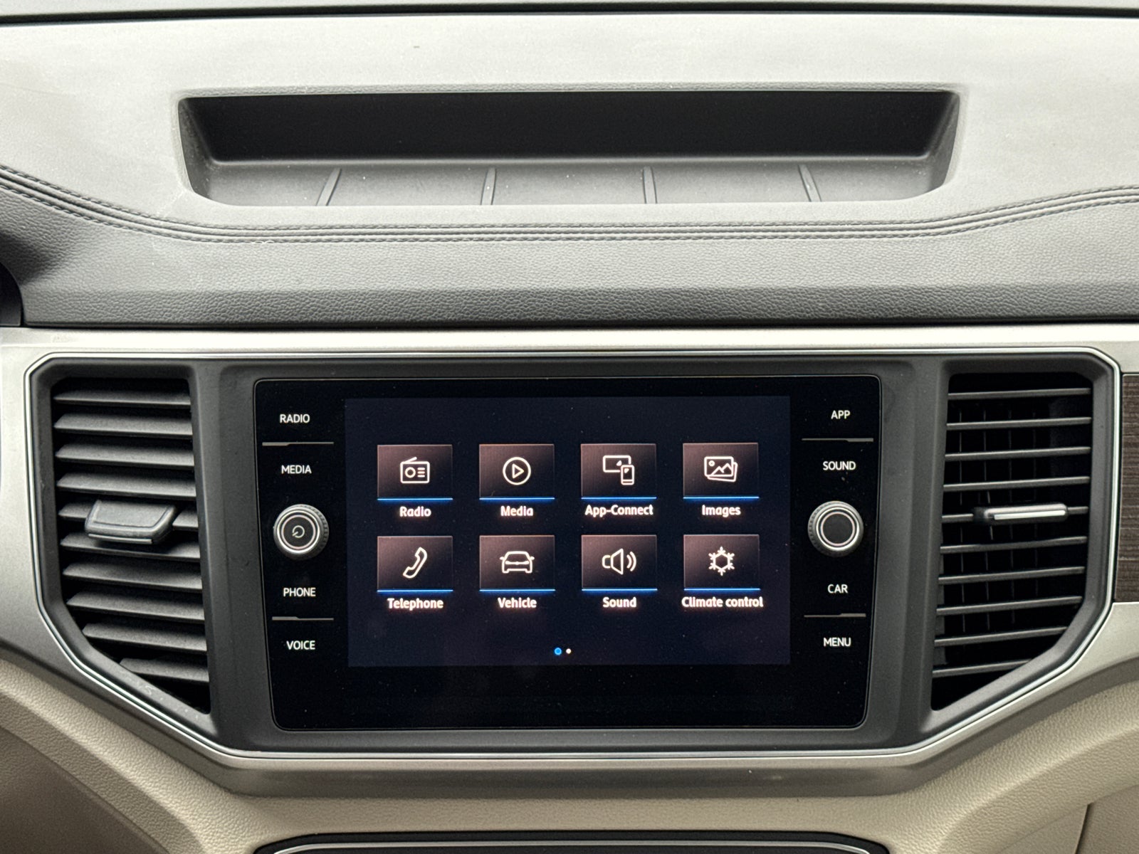 2019 Volkswagen Atlas 3.6L V6 SE w/Technology