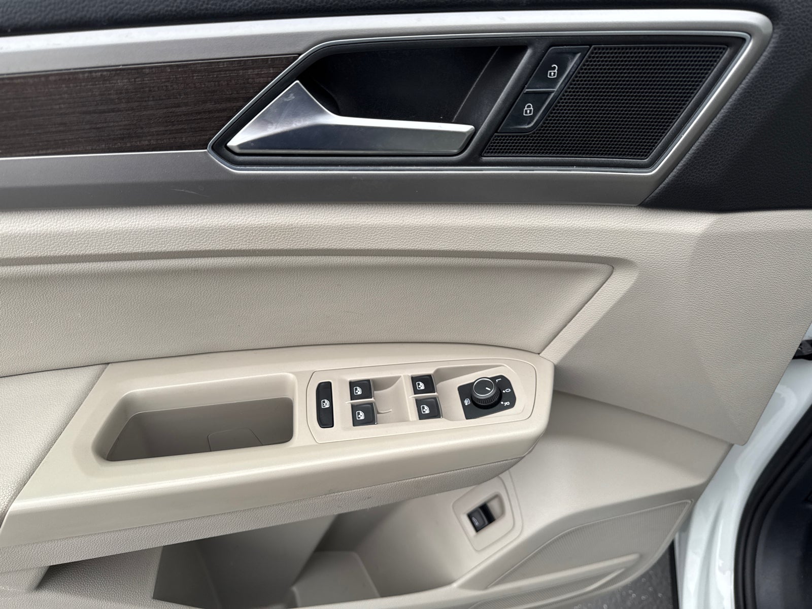 2019 Volkswagen Atlas 3.6L V6 SE w/Technology