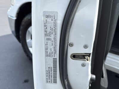 2022 RAM 1500 Classic Tradesman Crew Cab 4x2 5'7" Box