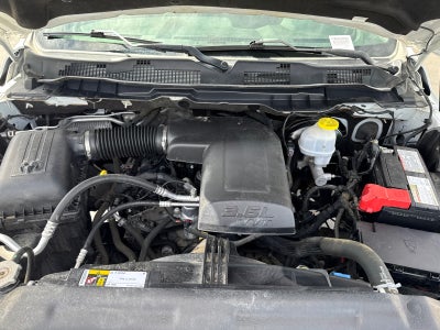 2022 RAM 1500 Classic Tradesman Crew Cab 4x2 5'7" Box