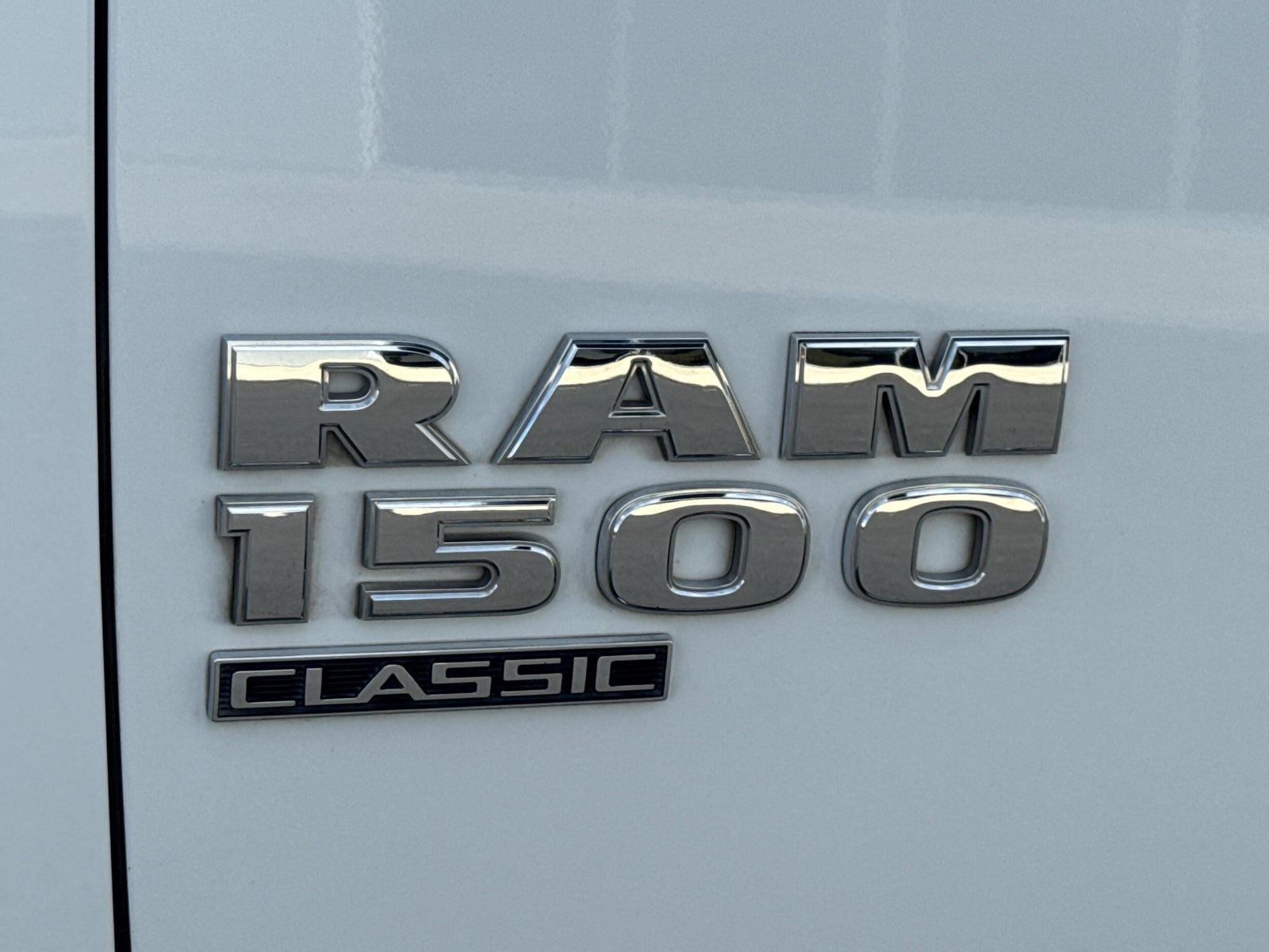 2022 RAM 1500 Classic Tradesman Crew Cab 4x2 5'7" Box