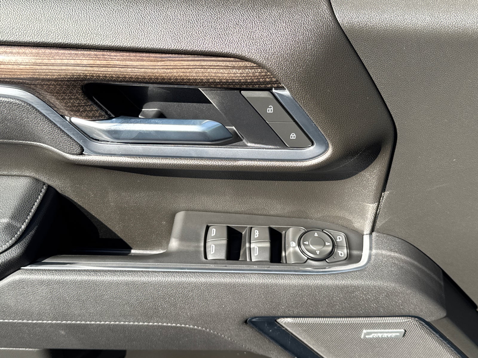 2025 Chevrolet Silverado 1500 LT Trail Boss - Photo 32