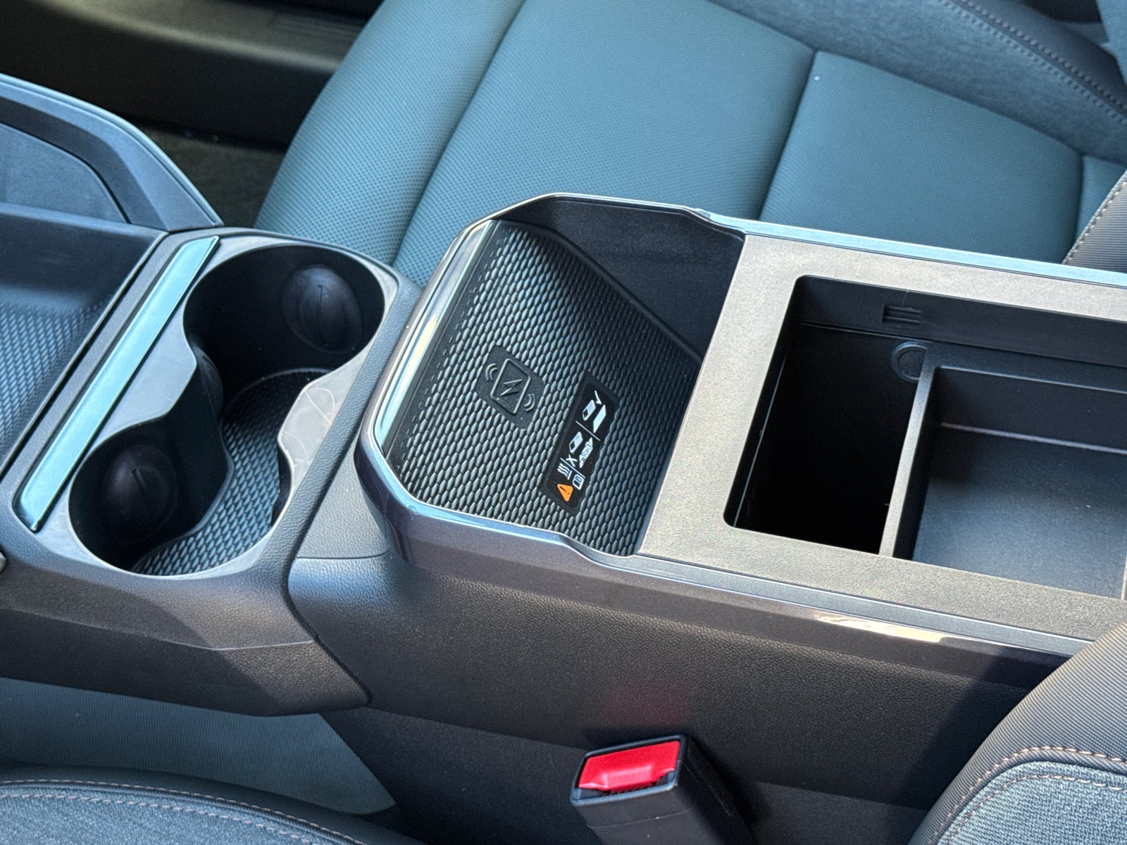2027 GMC Terrain AWD AT4