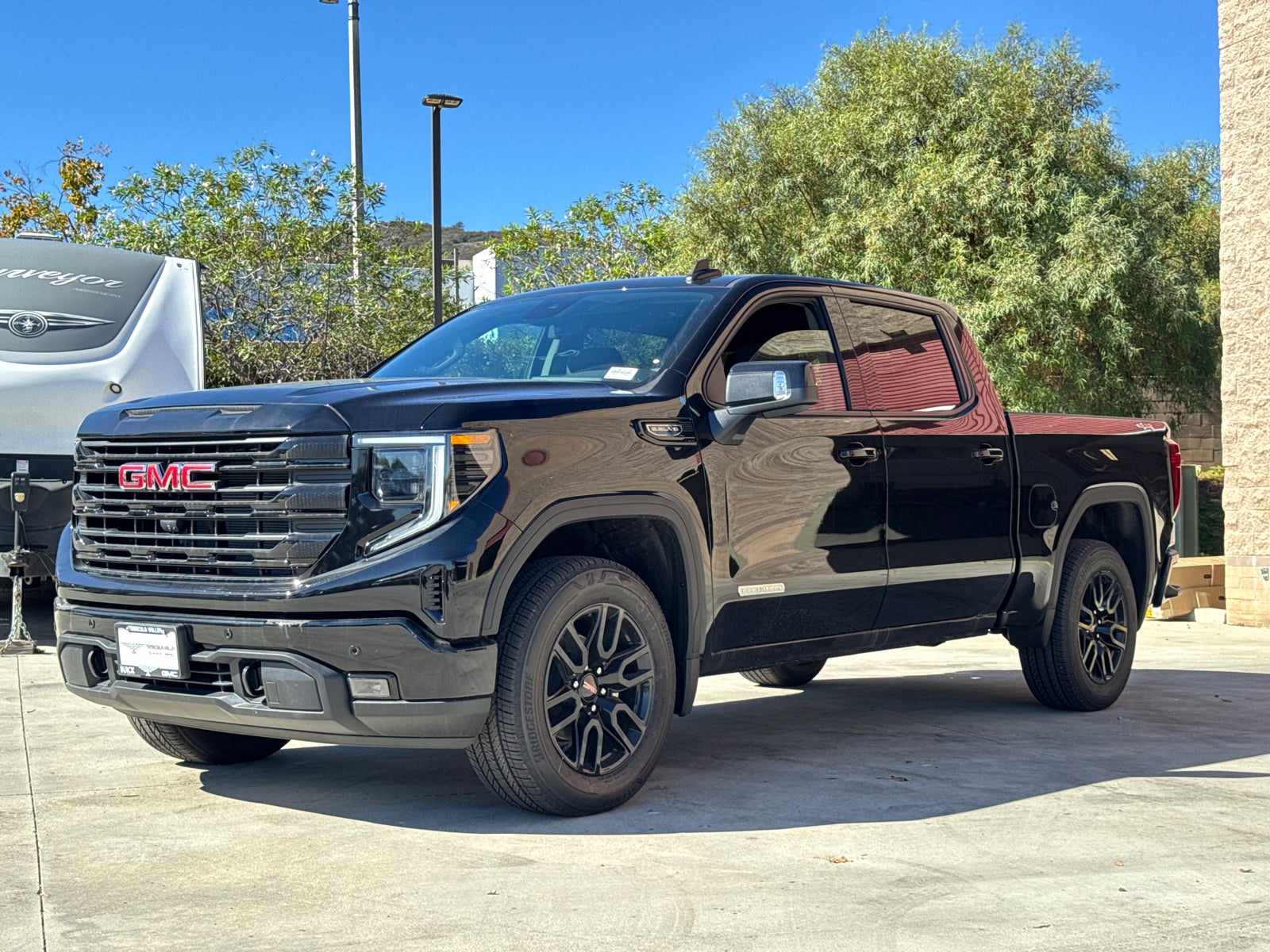 2026 GMC Sierra 1500 Elevation - Photo 4