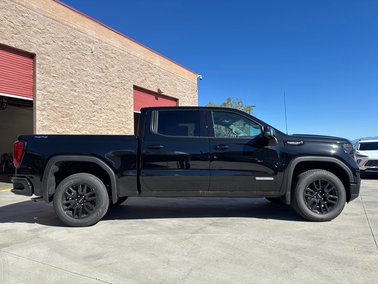 2026 GMC Sierra 1500 Elevation - Photo 7