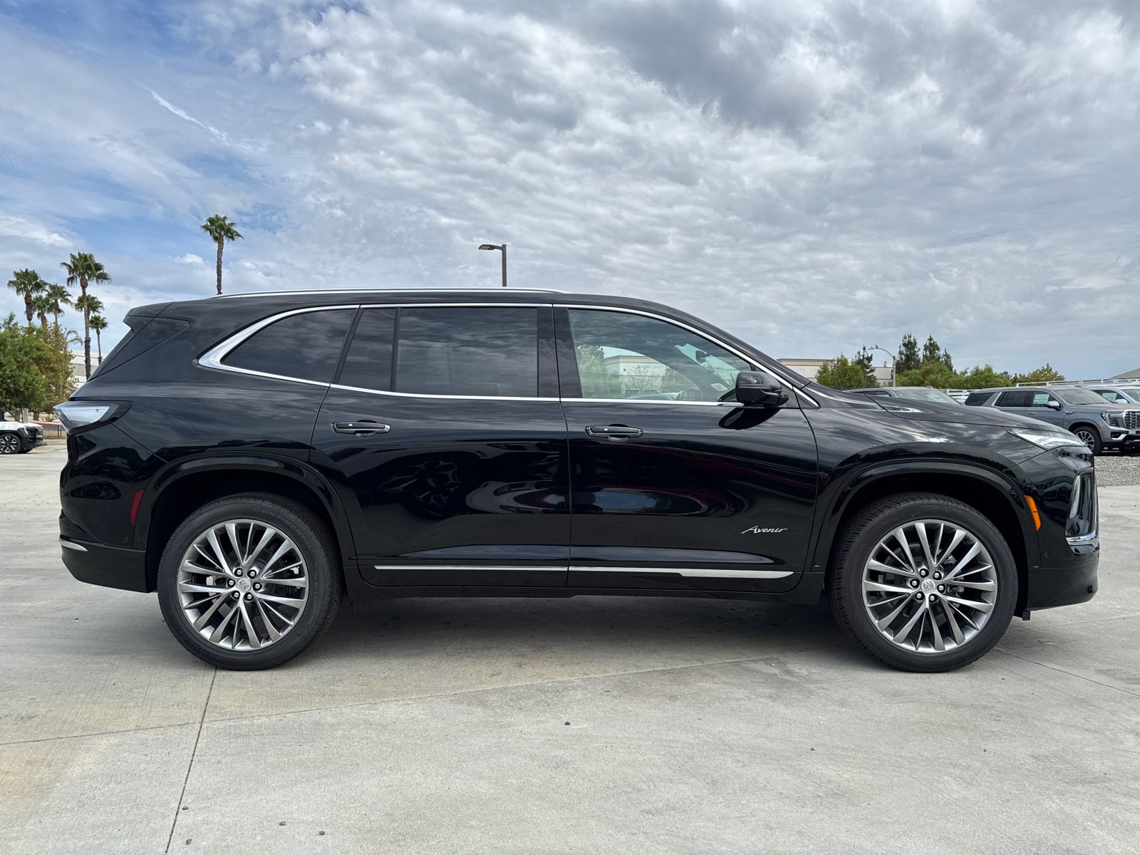 2026 Buick Enclave Avenir