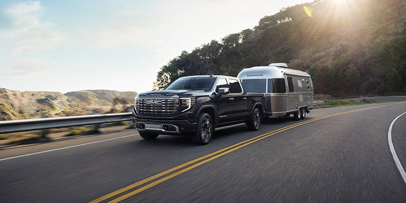 Engines and Towing | 2024 GMC Sierra 1500